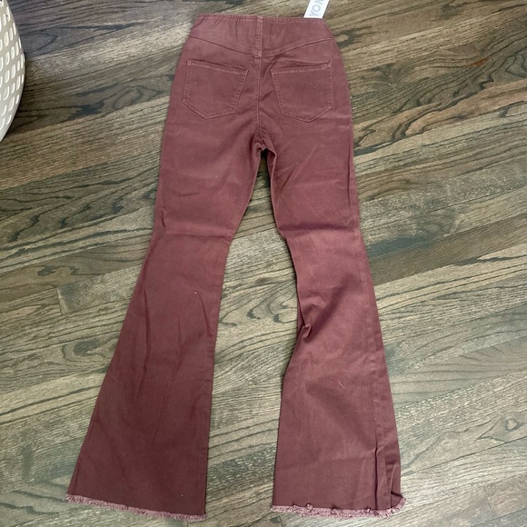 Brown wide leg jeans with adjustable waist, Size 1 - Picture 3 of 10